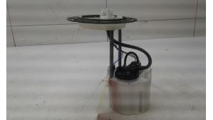 Gebruikte Tank element Pomp Opel Astra K Sports Tourer 1.4 Turbo 12V Prijs € 49,00 Margeregeling aangeboden door Wessel Parts & Service B.V.