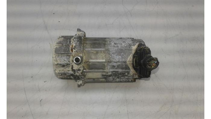Gebruikte Vacuumpomp (Benzine) Kia Cee'd Sportswagon (JDC5) Prijs op aanvraag aangeboden door Wessel Parts & Service B.V.