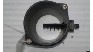 Gebruikte Luchthoeveelheidsmeter Ssang Yong Musso Grand 2.2e-XDi 4x4 Prijs € 79,00 Margeregeling aangeboden door Wessel Parts & Service B.V.