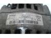 Dynamo van een Fiat Doblo (263) 1.3 D Multijet Euro 4 2010