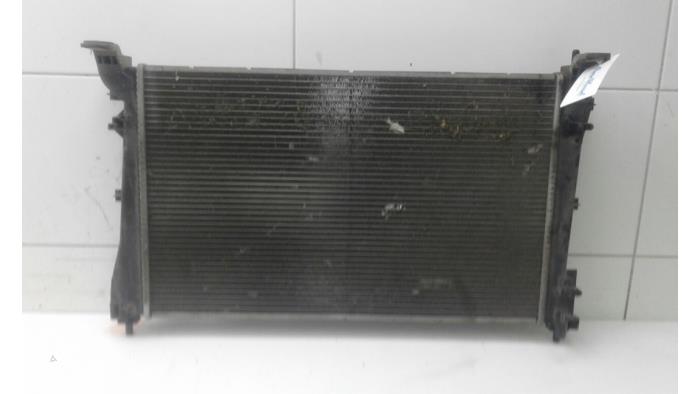Gebruikte Radiateur Fiat Doblo (263) 1.3 D Multijet Euro 4 Prijs € 103,95 Margeregeling aangeboden door Wessel Parts & Service B.V.