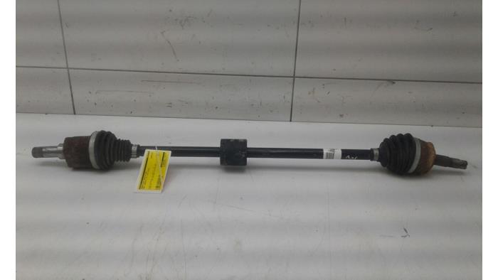 Gebruikte Aandrijfas rechts-voor Opel Corsa E 1.4 16V Bi-Fuel Prijs € 31,50 Margeregeling aangeboden door Wessel Parts & Service B.V.