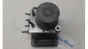 Gebruikte ABS Pomp Peugeot Boxer (U9) 2.2 HDi 110 Euro 5 Prijs € 125,00 Margeregeling aangeboden door Wessel Parts & Service B.V.