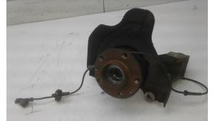 Gebruikte Fusee rechts-voor Peugeot Boxer (U9) 2.2 HDi 110 Euro 5 Prijs € 129,00 Margeregeling aangeboden door Wessel Parts & Service B.V.