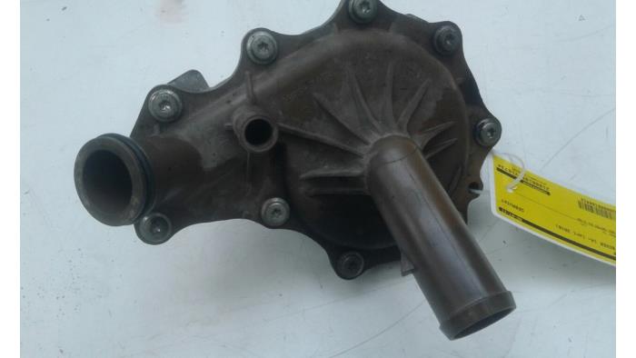 Gebruikte Waterpomp Peugeot Boxer (U9) 2.2 HDi 110 Euro 5 Prijs € 72,45 Margeregeling aangeboden door Wessel Parts & Service B.V.
