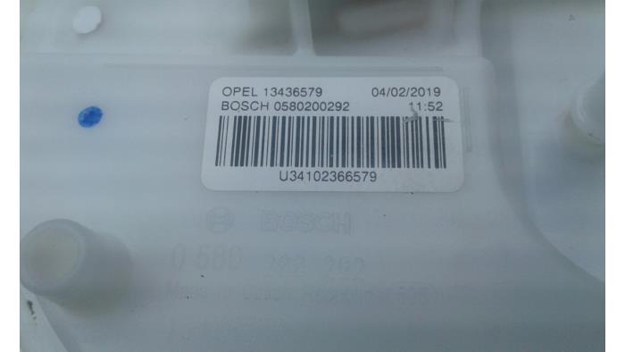 Gebruikte Tank element Pomp Opel Corsa E 1.4 16V ECOTEC LPG Prijs € 61,95 Margeregeling aangeboden door Wessel Parts & Service B.V.