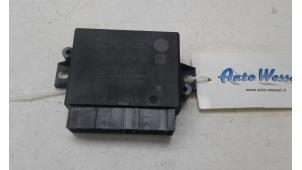 Gebruikte PDC Module Jaguar XE 2.0 D E-Performance 16V Prijs € 59,00 Margeregeling aangeboden door Wessel Parts & Service B.V.