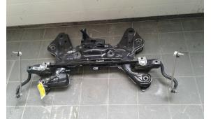 Gebruikte Subframe Peugeot 2008 (UD/UK/UR/US/UX) 1.5 BlueHDi 100 Prijs € 99,00 Margeregeling aangeboden door Wessel Parts & Service B.V.