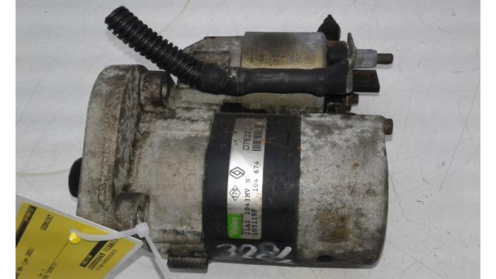 RENAULT Megane 2 generation (2002-2012) Starter Motor 105119F 15069964