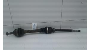 Gebruikte Cardanas rechts-voor (VWA) Citroen Xsara Picasso (CH) 1.6i 16V Prijs € 59,00 Margeregeling aangeboden door Wessel Parts & Service B.V.