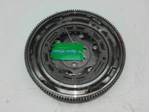 Gebruikte Vliegwiel Volkswagen Golf VIII (CD1) 1.5 eTSI 16V Prijs € 199,00 Margeregeling aangeboden door Wessel Parts & Service B.V.