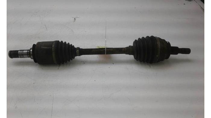 Gebruikte Steekas links-voor Mercedes ML II (164/4JG) 3.0 ML-320 CDI 4-Matic V6 24V Prijs € 84,00 Margeregeling aangeboden door Wessel Parts & Service B.V.