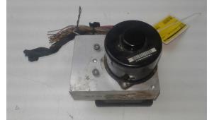 Gebruikte ABS Pomp Mercedes R (W251) 3.0 320 CDI 24V 4-Matic Prijs € 199,00 Margeregeling aangeboden door Wessel Parts & Service B.V.