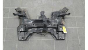 Gebruikte Subframe Opel Crossland (X) 1.6 CDTi 120 Prijs € 299,00 Margeregeling aangeboden door Wessel Parts & Service B.V.
