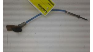 Gebruikte Uitlaat temperatuursensor Renault Trafic (1FL/2FL/3FL/4FL) 1.6 dCi Twin Turbo Prijs € 69,00 Margeregeling aangeboden door Wessel Parts & Service B.V.