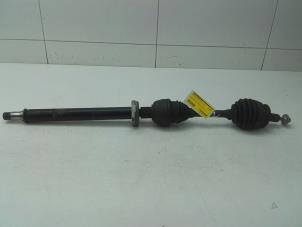 Gebruikte Homokineetas rechts-voor Mercedes A (W176) 1.8 A-180 CDI 16V Autom. Prijs € 125,00 Margeregeling aangeboden door Wessel Parts & Service B.V.