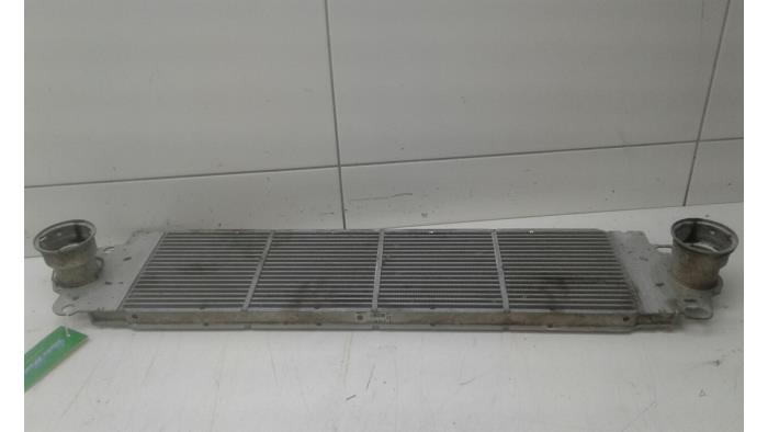 Gebruikte Intercooler Volkswagen Transporter/Caravelle T5 1.9 TDi Prijs € 103,95 Margeregeling aangeboden door Wessel Parts & Service B.V.