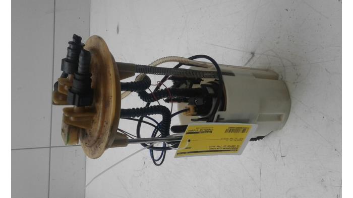 Gebruikte Tank element Pomp Volkswagen Crafter 2.0 TDI Prijs € 102,90 Margeregeling aangeboden door Wessel Parts & Service B.V.