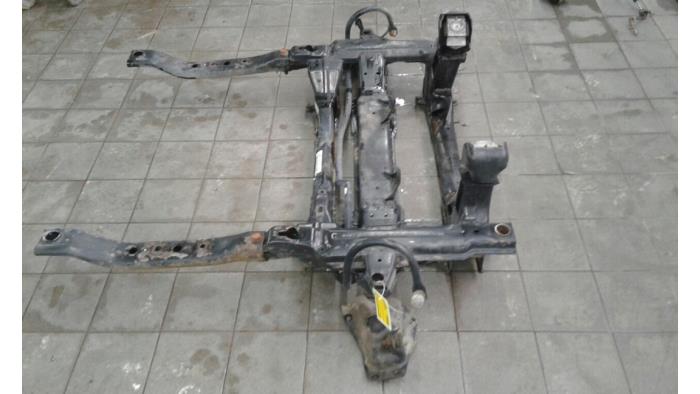 Gebruikte Subframe Volkswagen Crafter 2.0 TDI Prijs € 261,45 Margeregeling aangeboden door Wessel Parts & Service B.V.