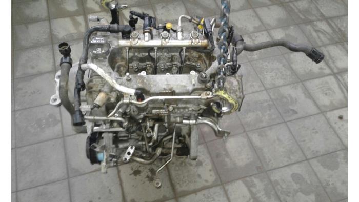 Motor van een Opel Adam 1.0 Ecotec 12V SIDI Turbo 2016