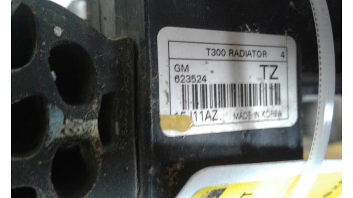 Gebruikte Radiateur Opel Mokka/Mokka X 1.6 CDTI 16V 4x2 Prijs € 131,25 Margeregeling aangeboden door Wessel Parts & Service B.V.