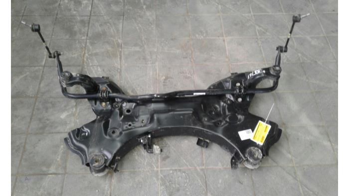 Gebruikte Subframe Kia Sportage (QL) 1.6 T-GDI 16V 4x2 Prijs € 156,45 Margeregeling aangeboden door Wessel Parts & Service B.V.