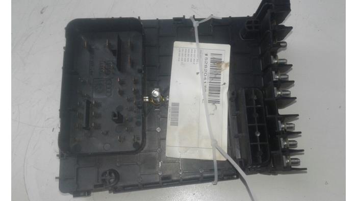 VOLKSWAGEN Tiguan 1 generation (2007-2017) Fuse Box 3C0937125A 14722246