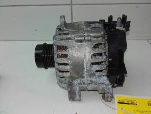 Gebruikte Alternator Opel Astra K 1.2 Turbo 12V Prijs op aanvraag aangeboden door Wessel Parts & Service B.V.