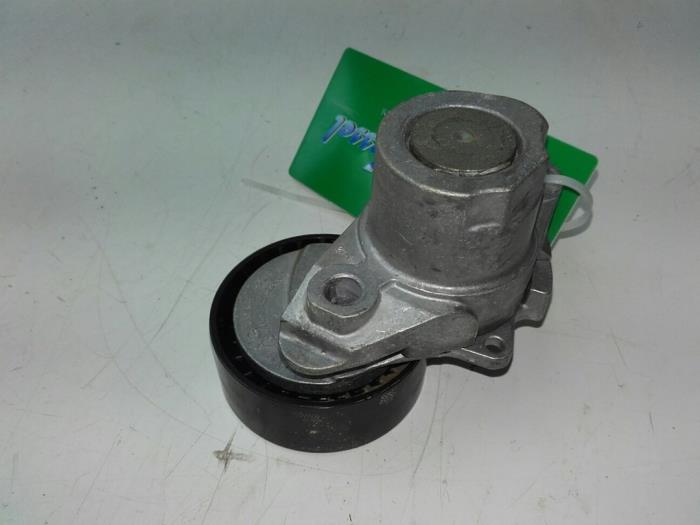 Gebruikte Spanner multiriem Seat Arona (KJX) 1.0 TGI 12V Prijs € 40,95 Margeregeling aangeboden door Wessel Parts & Service B.V.