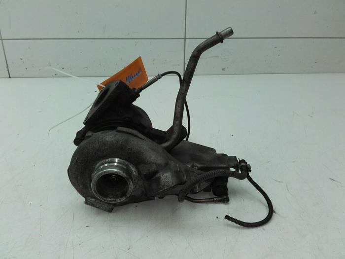 Gebruikte G-lader Mercedes E (W211) 2.2 E-220 CDI 16V Prijs € 313,95 Margeregeling aangeboden door Wessel Parts & Service B.V.