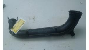 Gebruikte Intercooler Buis Skoda Octavia Combi (5EAC) 1.2 TSI 16V Prijs € 49,00 Margeregeling aangeboden door Wessel Parts & Service B.V.