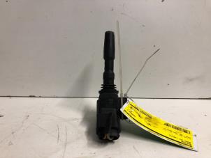 Gebruikte Bobine Audi A3 Sportback (8VA/8VF) 1.4 16V g-tron Prijs € 29,00 Margeregeling aangeboden door Wessel Parts & Service B.V.