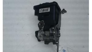 Gebruikte Servopomp BMW 5 serie (E60) Prijs op aanvraag aangeboden door Wessel Parts & Service B.V.