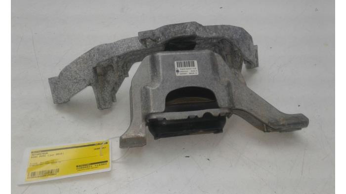 Gebruikte Motorsteun Mini Mini Open (R57) 1.6 16V Cooper S Prijs € 72,45 Margeregeling aangeboden door Wessel Parts & Service B.V.