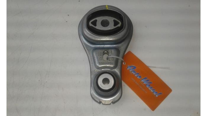 Gebruikte Motorrubber Mercedes EQV 300 Prijs € 56,60 Margeregeling aangeboden door Wessel Parts & Service B.V.