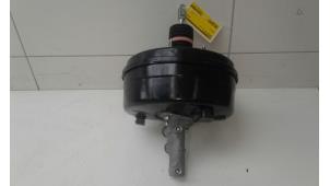 Gebruikte Rembooster Mercedes EQV 300 Prijs € 163,90 Margeregeling aangeboden door Wessel Parts & Service B.V.