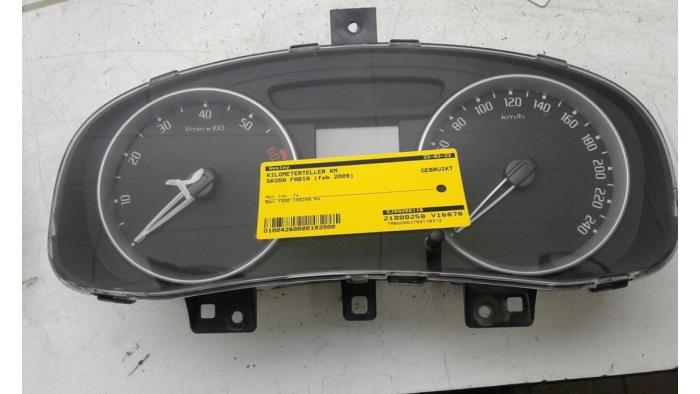 SKODA Fabia 5J (2007-2014) Other Control Units 5J0920811B 14607124