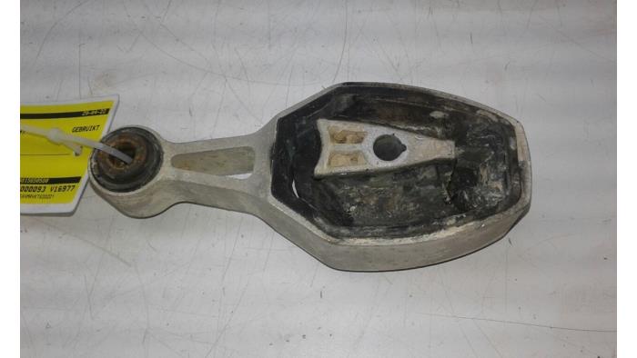 Gebruikte Motorsteun Citroen C3 (SX/SW) 1.2 Vti 12V PureTech Prijs € 40,95 Margeregeling aangeboden door Wessel Parts & Service B.V.