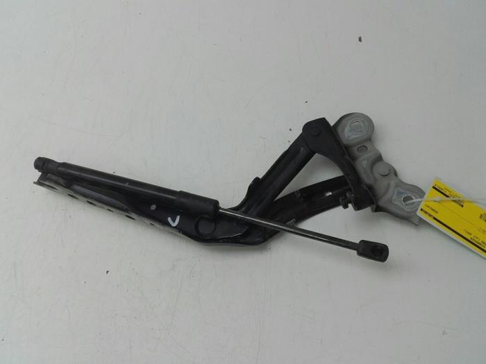 SKODA Superb 3 generation (2015-2023) Front Left Bonnet Hinge 3V0823301 15090287