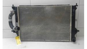 Gebruikte Radiateur Kia Ceed (CDB5/CDBB) 1.4i 16V Prijs € 99,00 Margeregeling aangeboden door Wessel Parts & Service B.V.