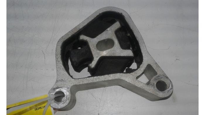 Gebruikte Motorrubber Mercedes EQV 300 Prijs € 51,98 Margeregeling aangeboden door Wessel Parts & Service B.V.