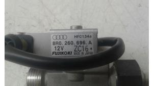 Gebruikte Schakelaar Airco Skoda Superb Combi (3V5) 1.4 TSI iV 6V Prijs € 35,00 Margeregeling aangeboden door Wessel Parts & Service B.V.