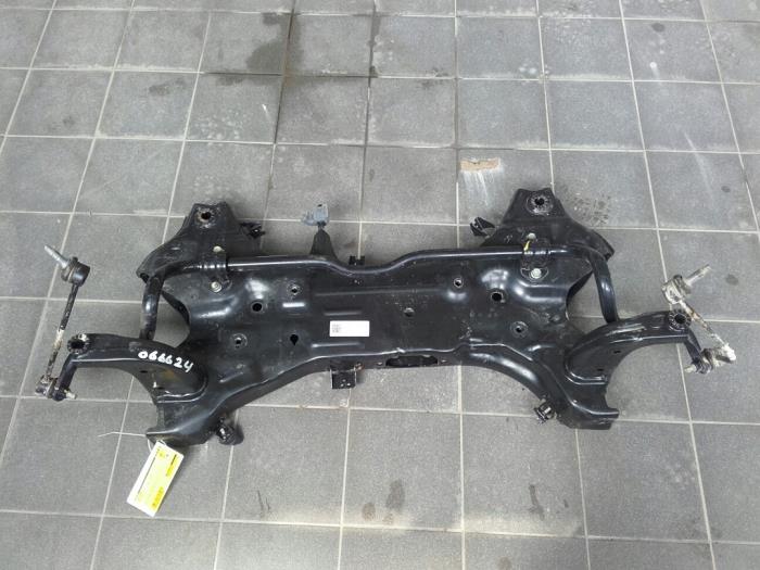 Gebruikte Subframe Kia Ceed (CDB5/CDBB) 1.4i 16V Prijs € 131,25 Margeregeling aangeboden door Wessel Parts & Service B.V.