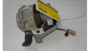 Gebruikte Motorsteun Audi A6 Allroad Quattro (C7) 3.0 TDI V6 24V biturbo Prijs € 69,00 Margeregeling aangeboden door Wessel Parts & Service B.V.