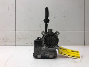 Gebruikte Gasklephuis Mercedes C Combi (S203) 2.0 C-200K 16V Prijs € 49,00 Margeregeling aangeboden door Wessel Parts & Service B.V.