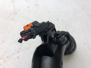 Gebruikte Intercooler Buis Opel Grandland (X) 1.2 Turbo 12V Prijs € 35,00 Margeregeling aangeboden door Wessel Parts & Service B.V.