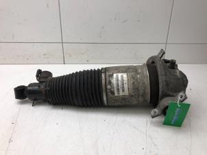 Gebruikte Achterpoot links Volkswagen Touareg (7LA/7L6) 5.0 TDI V10 Prijs € 99,00 Margeregeling aangeboden door Wessel Parts & Service B.V.