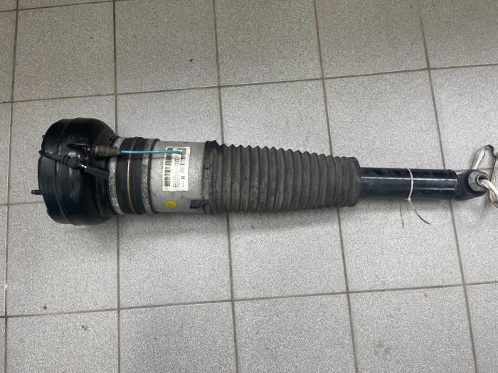 AUDI A8 D4/4H (2010-2018) Rear Right Shock Absorber 4H0616002M 14984246