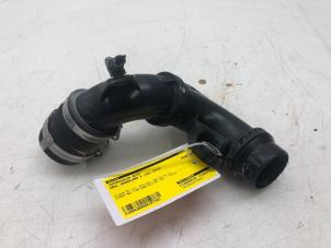 Gebruikte Intercooler Buis Opel Grandland/Grandland X 1.2 Turbo 12V Prijs € 35,00 Margeregeling aangeboden door Wessel Parts & Service B.V.