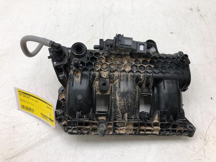 Gebruikte Spruitstuk Inlaat Opel Grandland/Grandland X 1.2 Turbo 12V Prijs € 61,95 Margeregeling aangeboden door Wessel Parts & Service B.V.